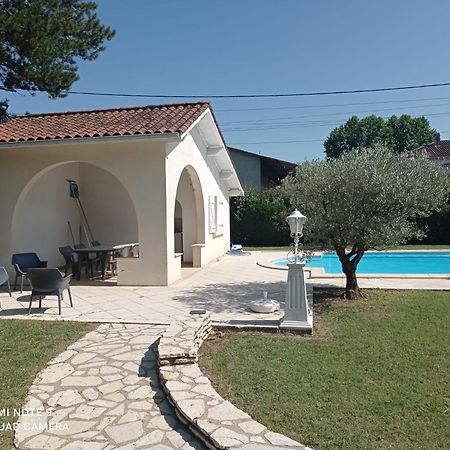 La Maison Basque Sainte-Livrade-sur-Lot 외부 사진