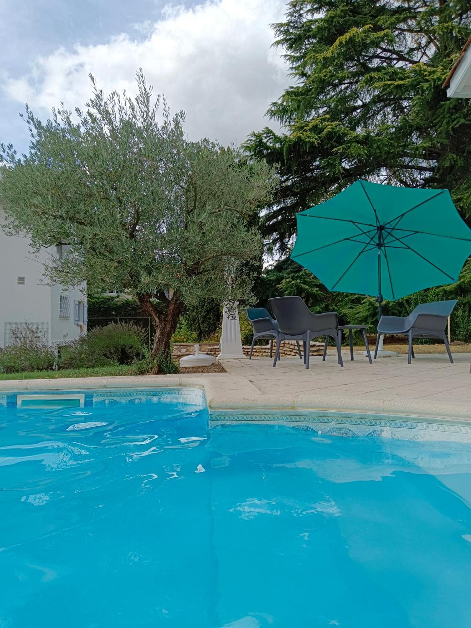 La Maison Basque Sainte-Livrade-sur-Lot 외부 사진