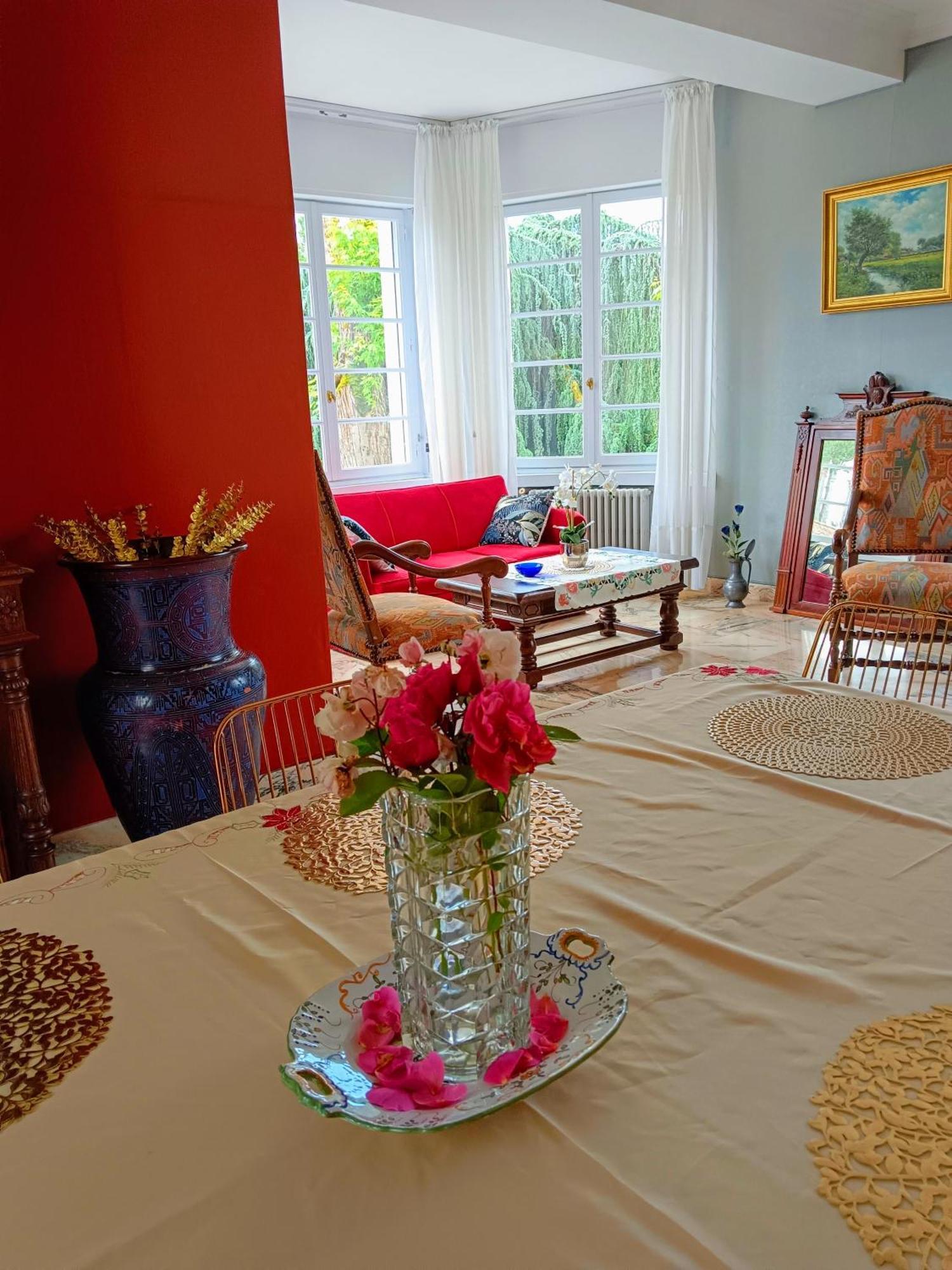 La Maison Basque Sainte-Livrade-sur-Lot 외부 사진